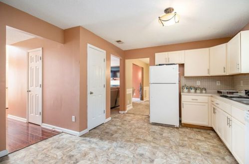125 Edison Dr, Stockbridge GA  30281-2761 exterior