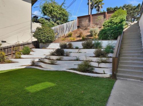 2441 Mira Vista Dr, Richmond CA  94530-1660 exterior