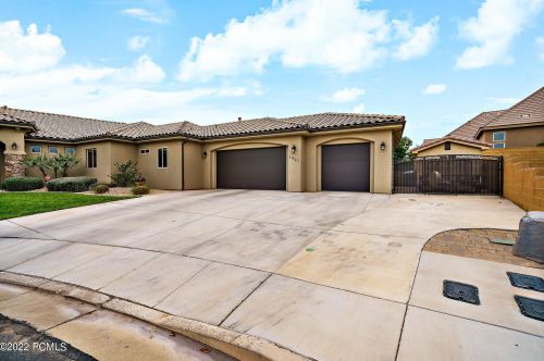 1967 430 North Cir, Saint George UT 84790-9032 exterior