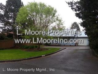 4180 Collins Way, West Linn OR  97035-3448 exterior
