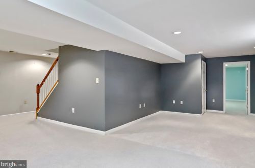 510 Crosswinds Dr, Charles Town WV  25414-3942 exterior