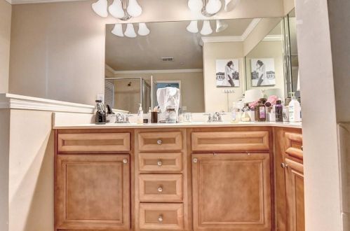 831 Mountain View Ter, Marietta GA  30064-2089 exterior