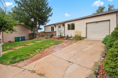 17857 Oxford Pl, Aurora, CO 80013-3328