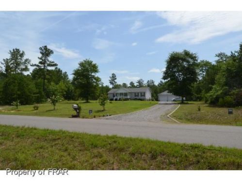 92 Eaker Dr, Cameron, NC 28326-5403