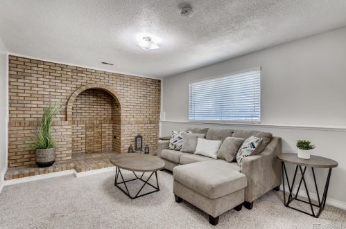 19495 Nassau Dr, Aurora CO  80013-4554 exterior