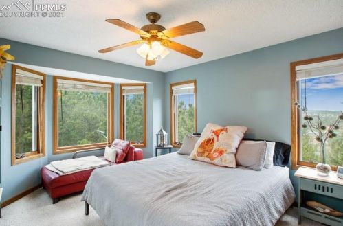 1070 Kings Crown Rd, Woodland Park CO 80863-7732 exterior