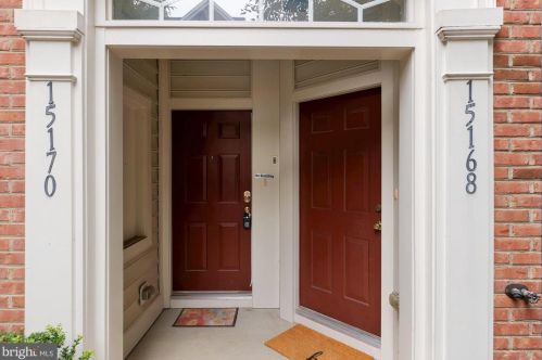 15168 Lancashire Dr, Woodbridge, VA 22191-4060