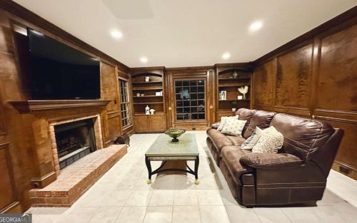2249 Smoke Stone Cir, Marietta, GA 30062-6055