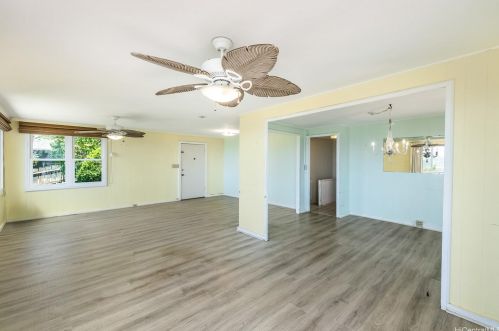 1729 Iwi Way, Honolulu HI  96816-3826 exterior