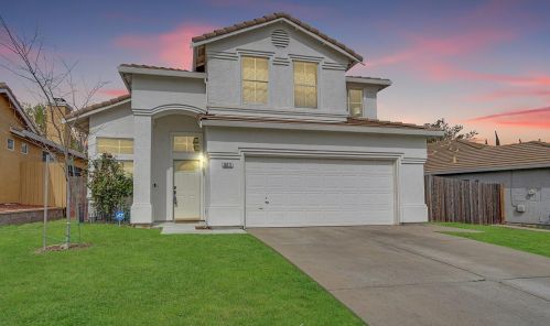8011 Andante Dr, Citrus Heights, CA 95621-1400