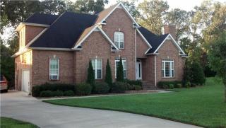 212 Albemarle Dr, Tullahoma, TN 37388-5817