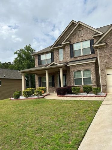 2111 Ginger Estates Dr, Conyers GA  30013-7531 exterior