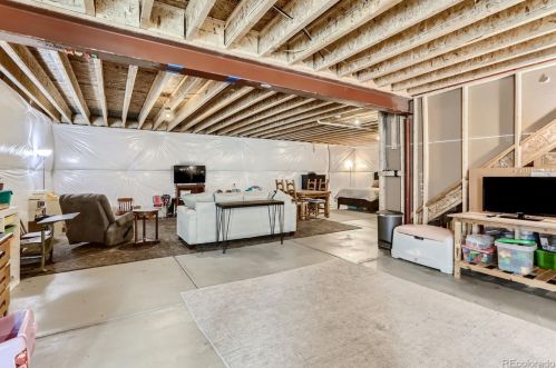 4858 Biloxi Way, Denver CO 80016-7284 exterior