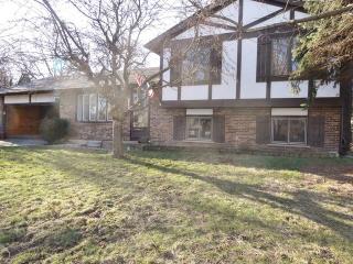 5307 Abbey Dr, Volo, IL 60050-5155