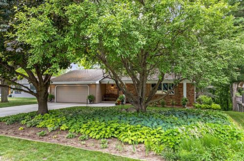 4493 Evergreen Dr, Saint Paul MN  55127-3626 exterior