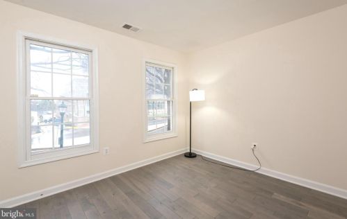 8527 2 Ave, Silver Spring MD 20910-2151 exterior