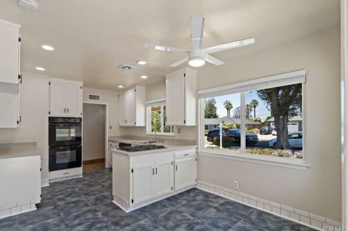 2832 David St, Riverside CA  92506-4299 exterior