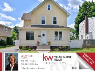 15 First St, Mahwah, NJ 07430-1107