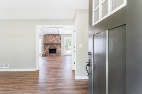 2790 Holly Ridge Cir, Marietta, GA 30062-4602