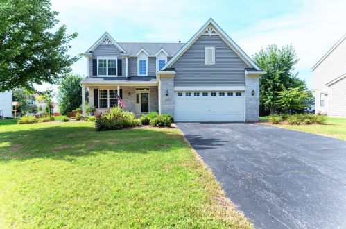 2820 Plante Rd, North Aurora, IL 60542-2043