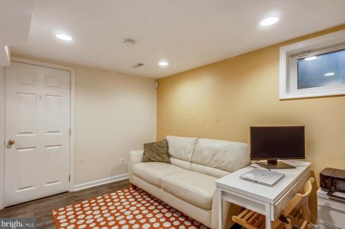 10129 Greenock Rd, Silver Spring MD 20901-2031 exterior