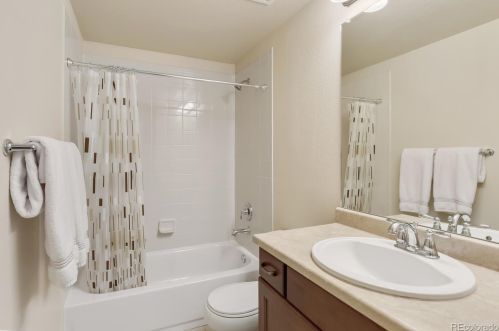 6797 Phillips Pl, Englewood CO  80112-3259 exterior