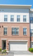 4174 Rush St, Fairfax, VA 22033-5524