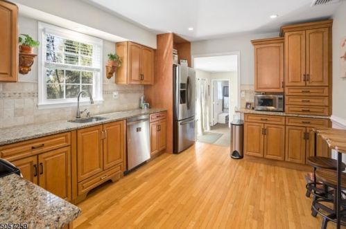 106 Pleasant Hill Rd, Dover NJ  07869-3467 exterior