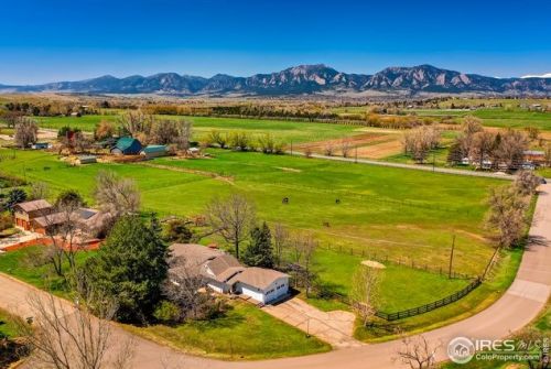 1057 Columbia Pl, Boulder CO  80303-3242 exterior