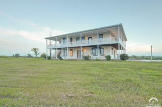 4753 86th St, Meriden, KS 66512-8876
