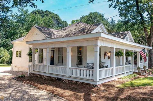 128 Austin Ave, Carrollton, GA 30117-3904