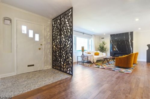 8 Suffolk Ave, Maplewood NJ  07040-1712 exterior