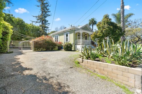 817 Castillo St, Santa Barbara, CA 93101-3703