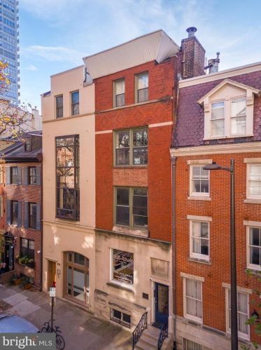 2020 Locust St, Philadelphia, PA 19103-5614