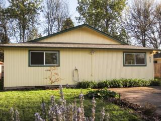 932 Bethel Pl, Corvallis OR  97333-1843 exterior