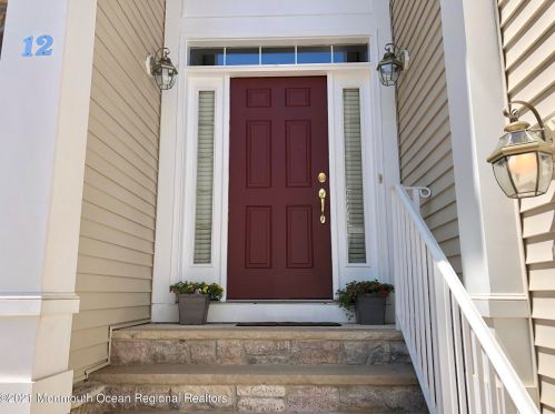 12 Marissa Ct, Atlantic Highlands, NJ 07716-4000