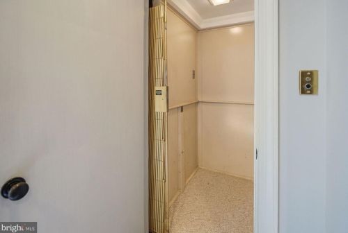 8119 Flower Ave, Silver Spring MD 20912-6646 exterior