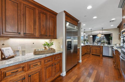 7614 Camino Abierto, Carlsbad, CA 92009-6947