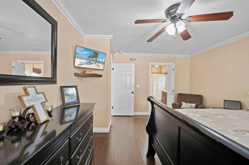 9685 Randolph St, Riverside CA  92503-1185 exterior