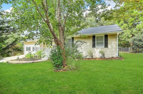 1929 Heritage Dr, Conyers GA  30094-6265 exterior
