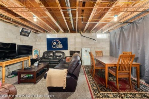 298 Spring St, Tinton Falls NJ 07701-2230 exterior