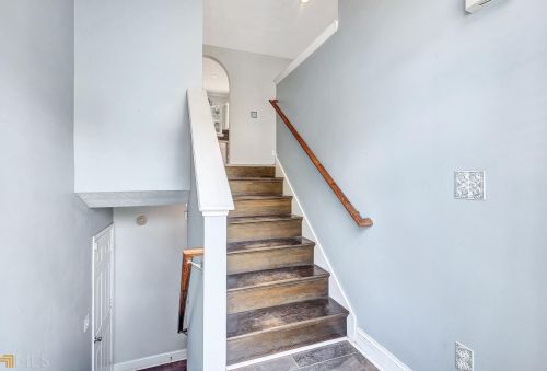 564 Brewer Dr, Locust Grove, GA 30248-2344