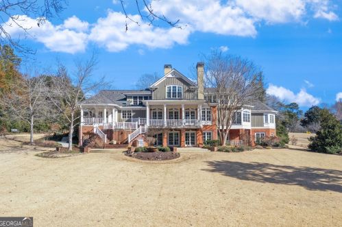 125 Woodlake Dr, Gainesville, GA 30506-1701