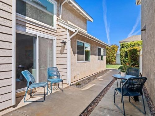 808 Windcrest Dr, Carlsbad, CA 92011-3712