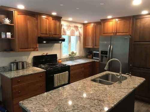 7 Loring Dr, Nashua, NH 03062-3612