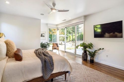 1104 Citadel Dr, Atlanta GA  30324-3816 exterior