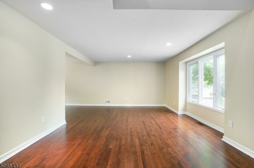 63 Clarken Dr, Town Center NJ  07052-3453 exterior