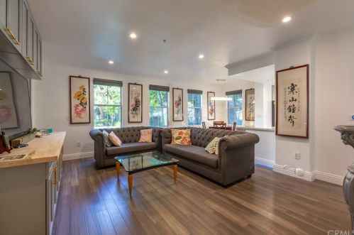 2156 Watermarke Pl, Irvine CA  92612-7691 exterior