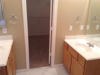 16311 Yabbie Dr, Sugar Land TX  77498-7631 exterior
