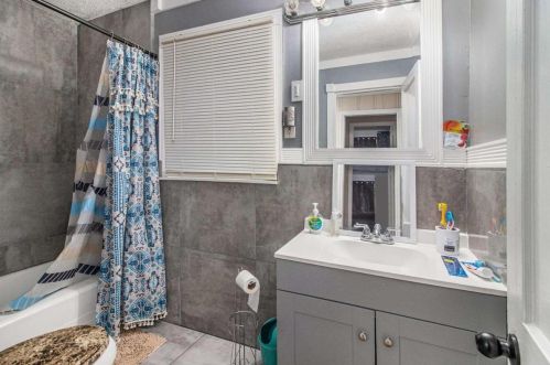 6602 Fielder Rd, Rex GA 30273-2021 exterior